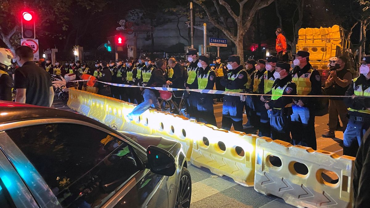 Číňané protestují, policie zatýká